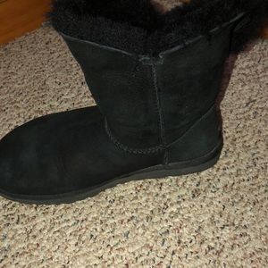 Black pair uggs